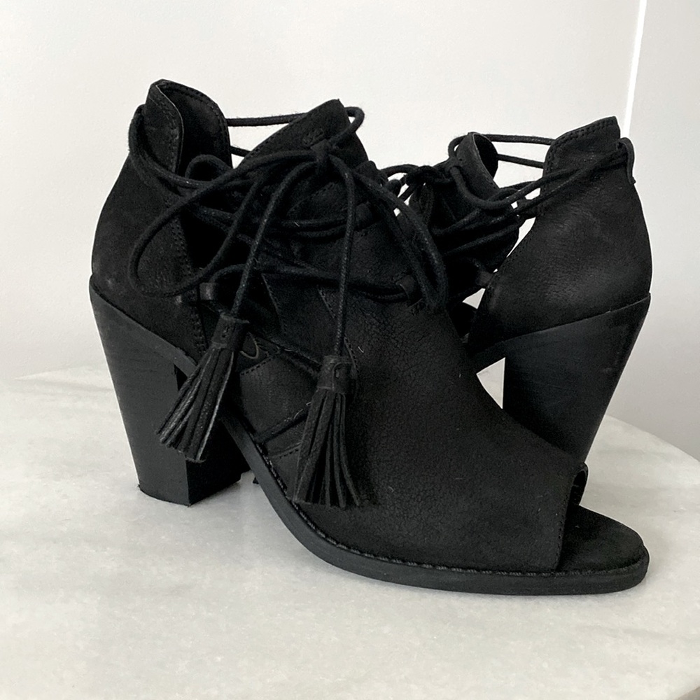 Jessica Simpson Lace Up Peep Toe Booties - Size 7